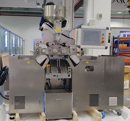 qualidade  High Torsion Stiffness Soft Gel Capsule Machine with Harmonic Reducer 5.5kw 16 Plunges fábrica
