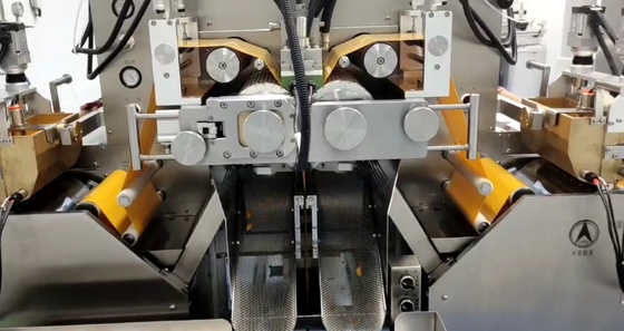 Máquina de cápsulas de gel macio TIENMIN com bomba de medição independente e fonte de alimentação 380V / 50Hz